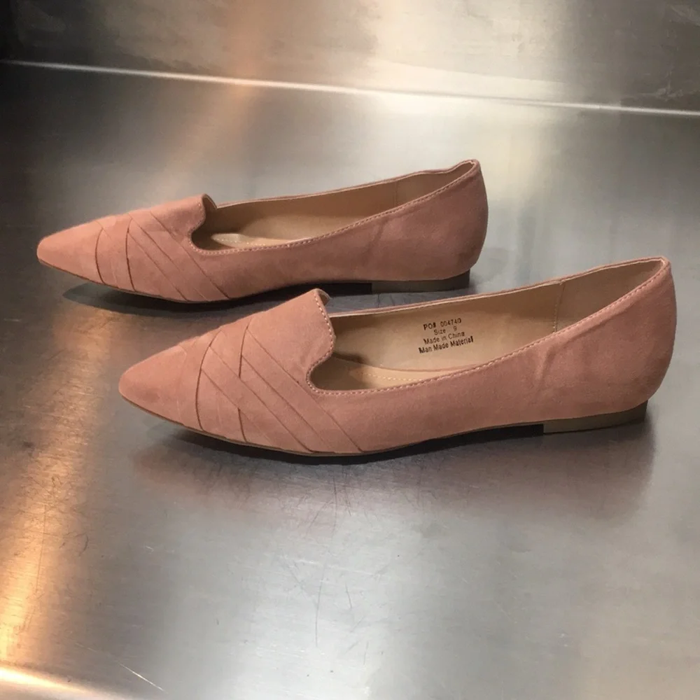 New WB Woman’s Journee Collection Elegant Pink Women's Flats